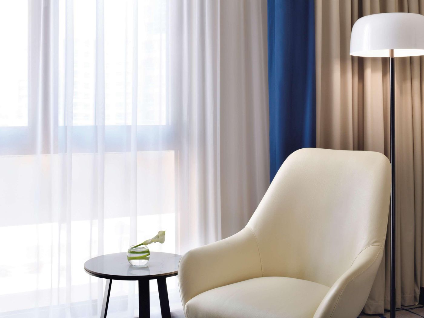 Movenpick-Bur-Dubai-Room-29