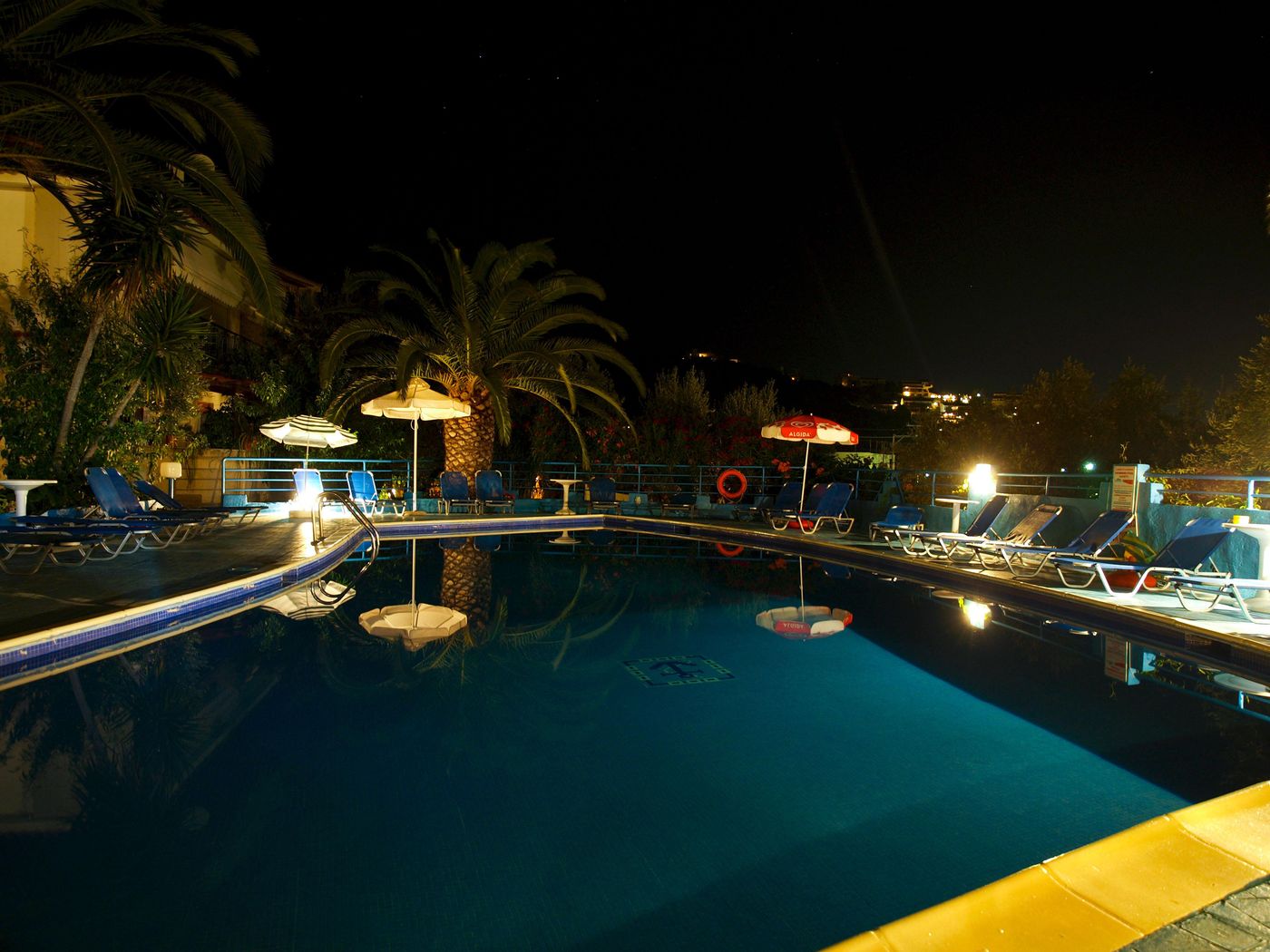 Nikolas-Studios-Pool-6