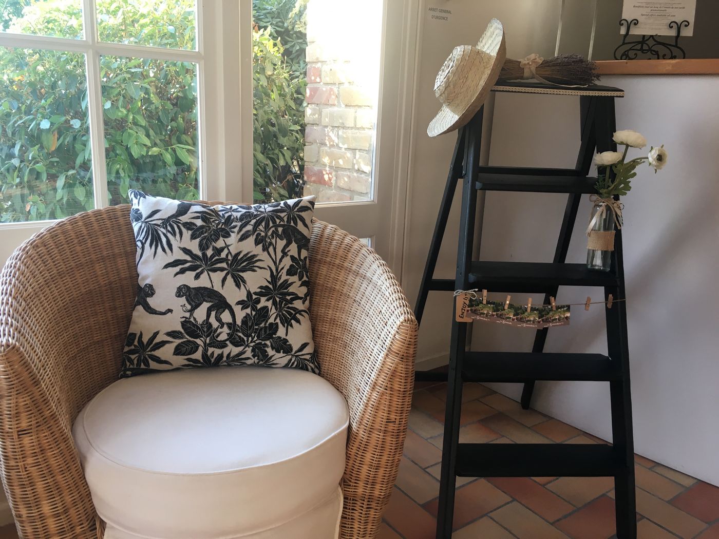 La Sommellerie Logis de France-France-CHATEAUNEUF DU PAPE-Lobby-3