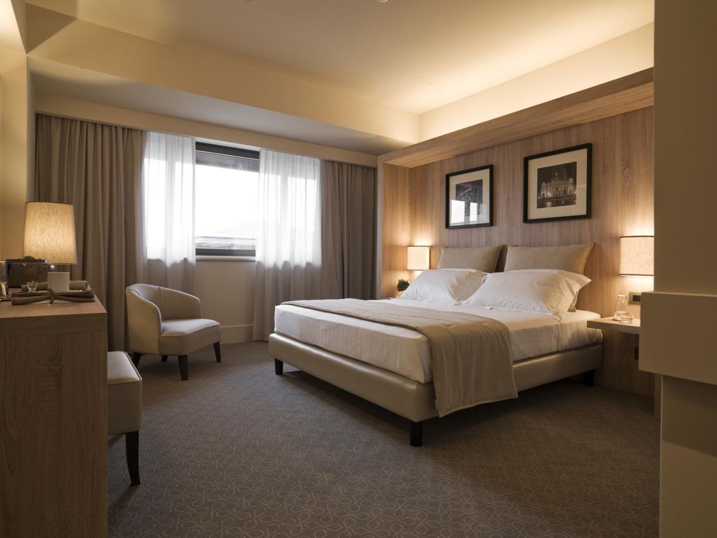 A-Roma-Lifestyle-Hotel-Room-15