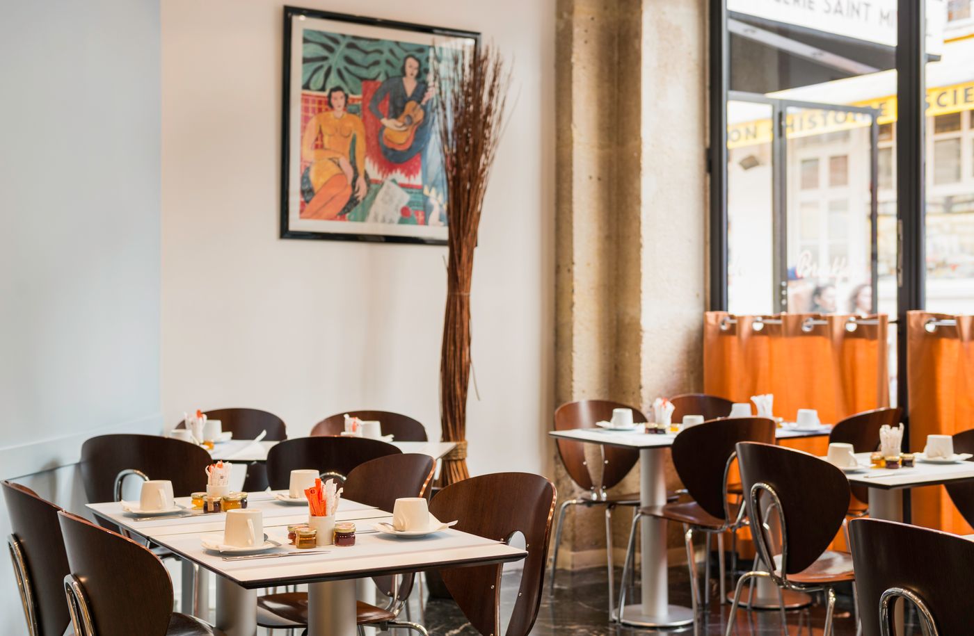 Albe-Saint-Michel-Restaurant-29