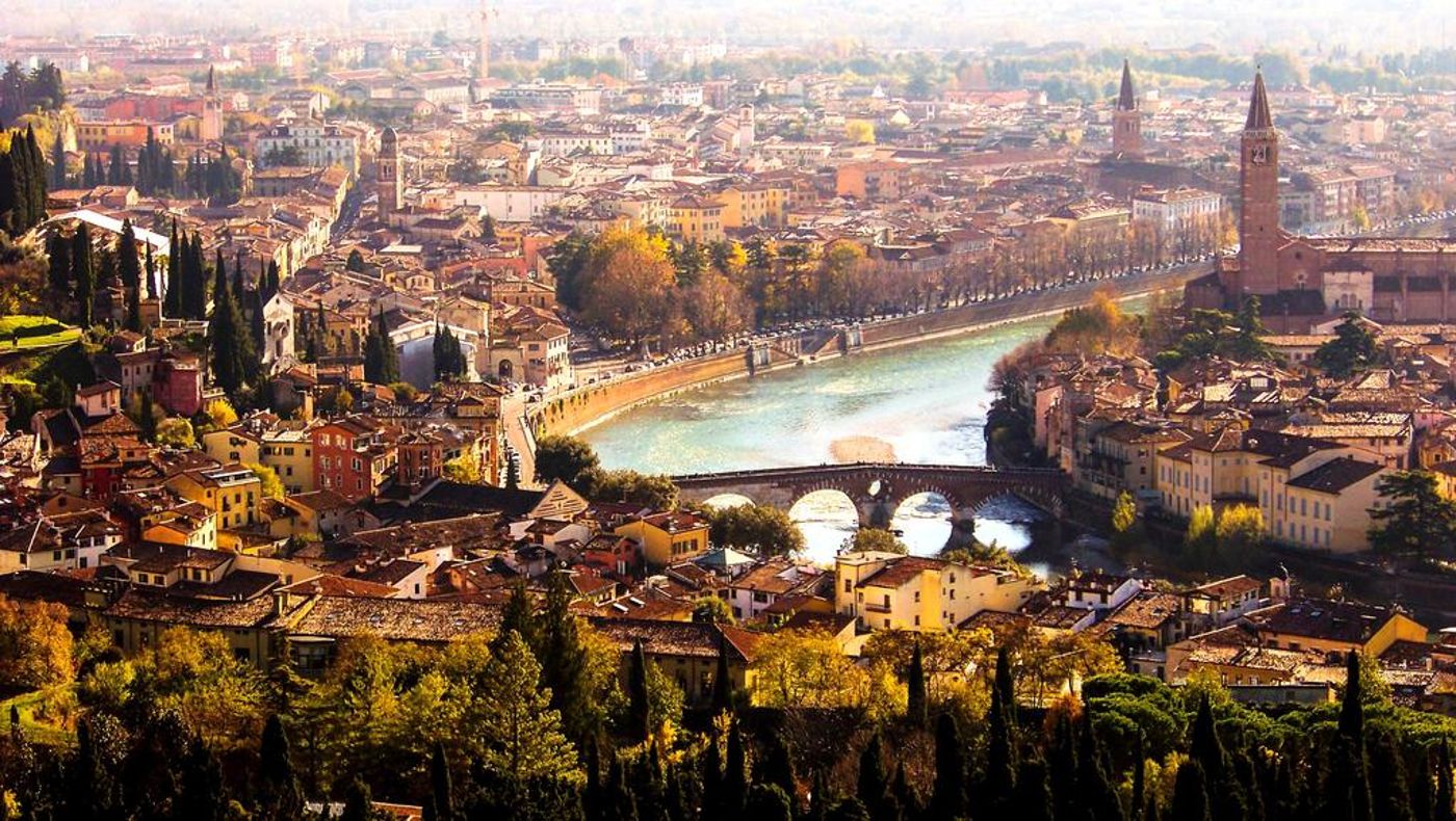 Maxim - Italy - VERONA - General view - 8
