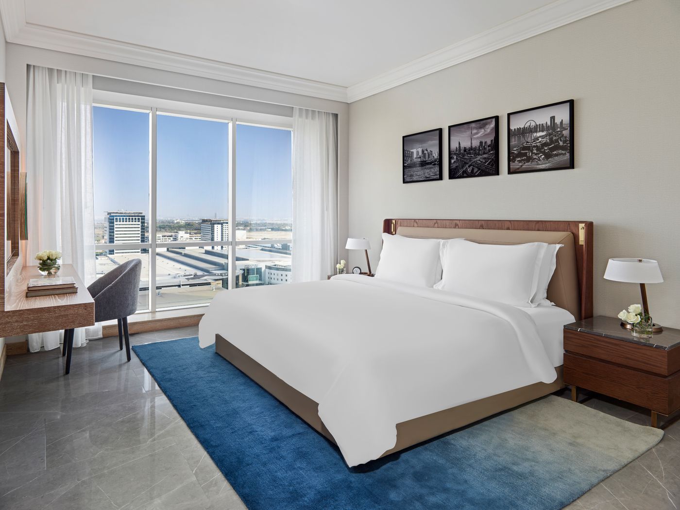 Fairmont-Dubai-Room-7