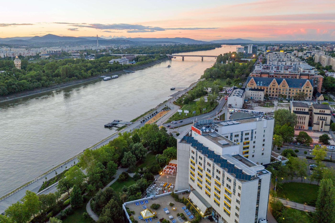 Danubius-Hotel-Helia-General-view-47