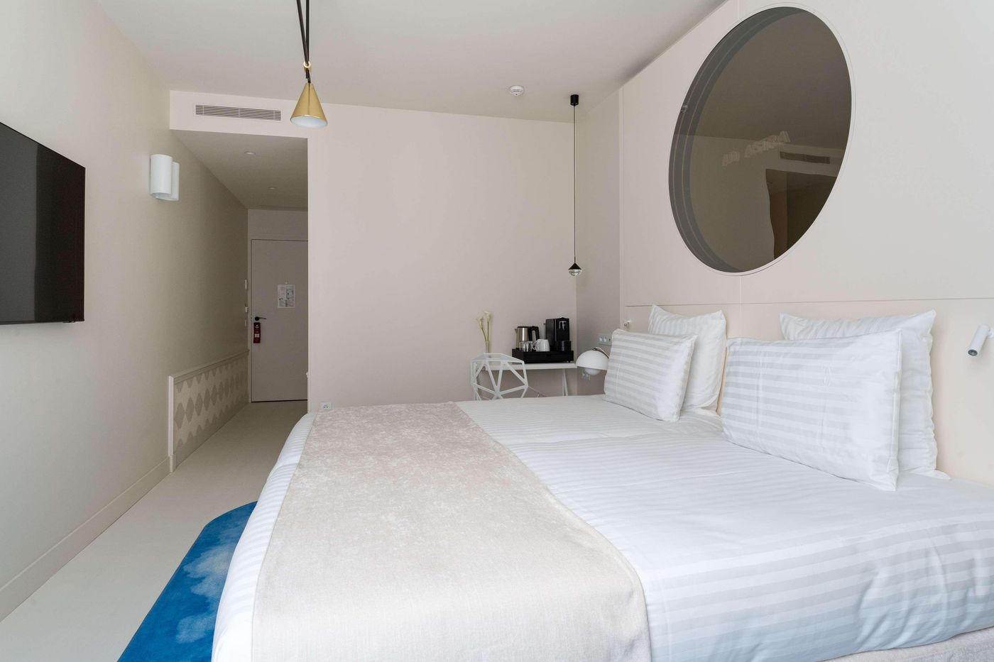 Astra-Opera-Astotel-Room-35