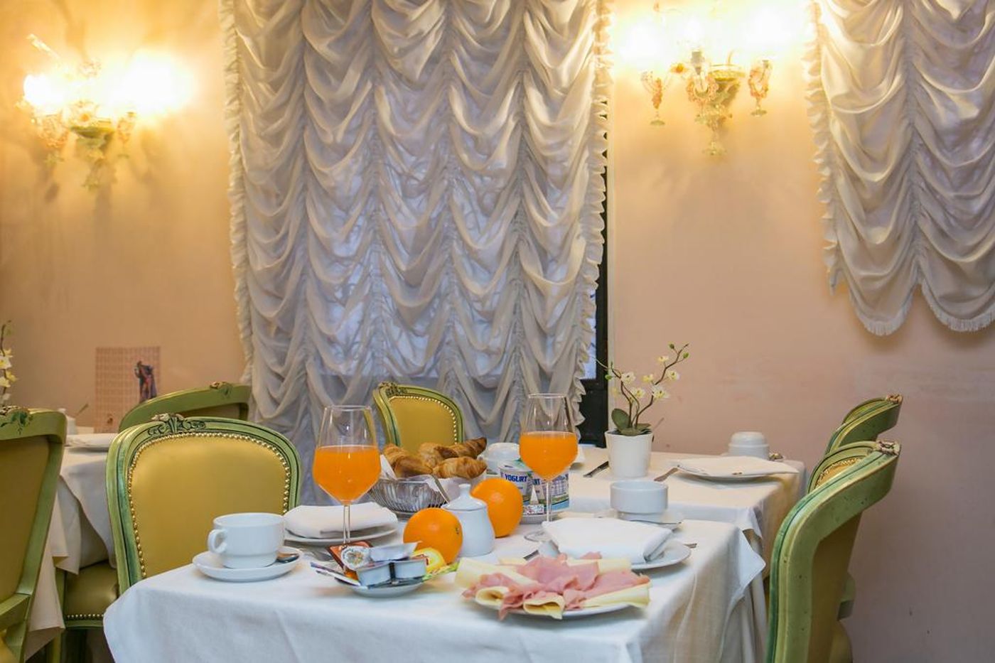 Hotel-Pantalon-Bar-8