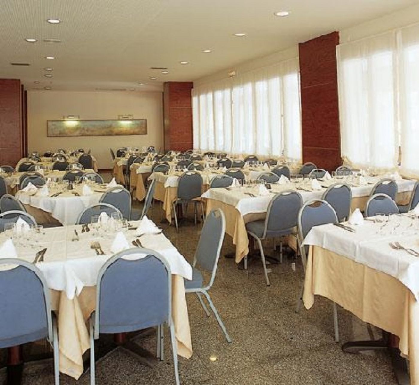 Prestige-Goya-Park-Restaurant-42