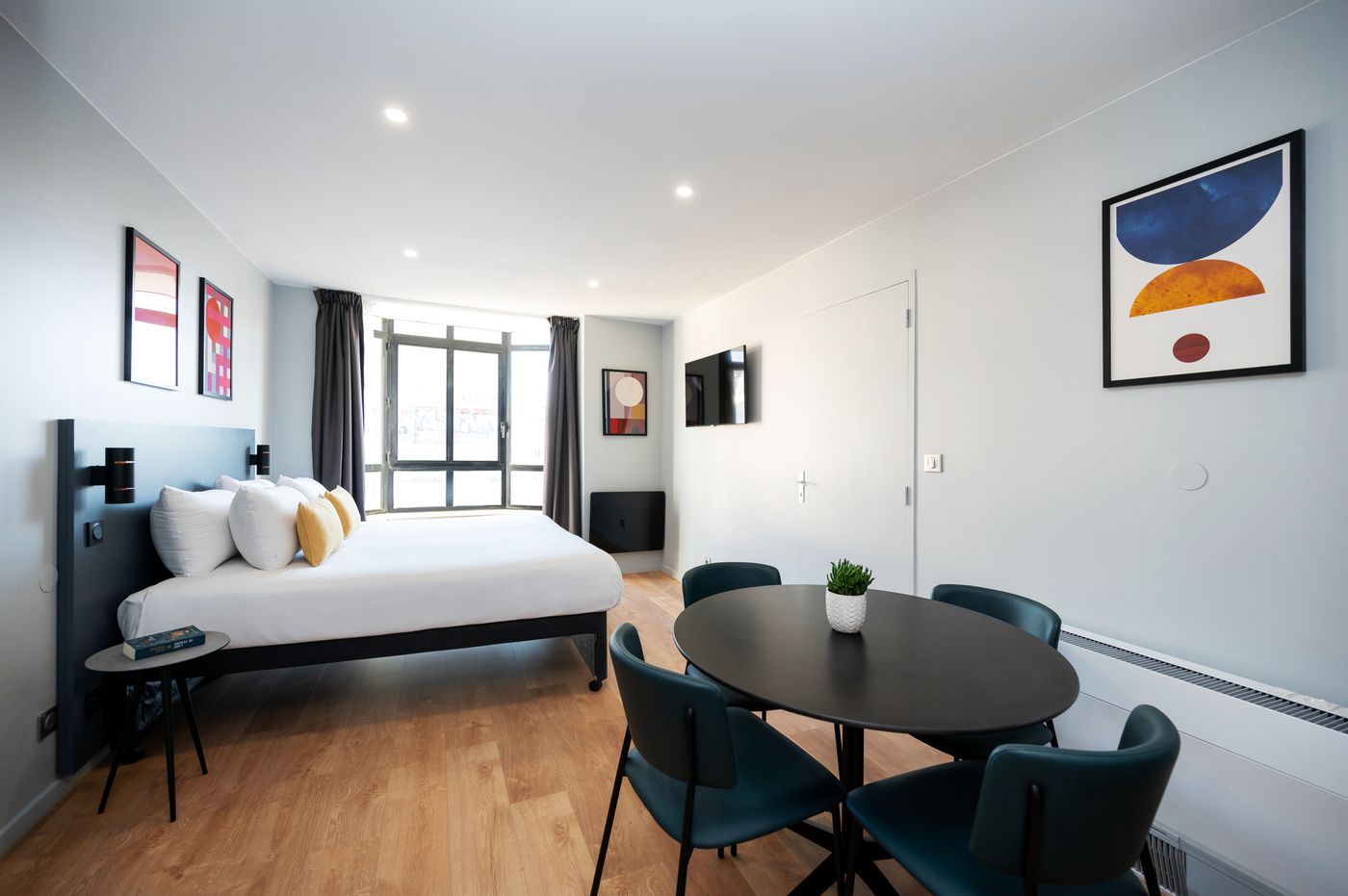 Staycity-Aparthotels-Gare-de-lEst-Room-17
