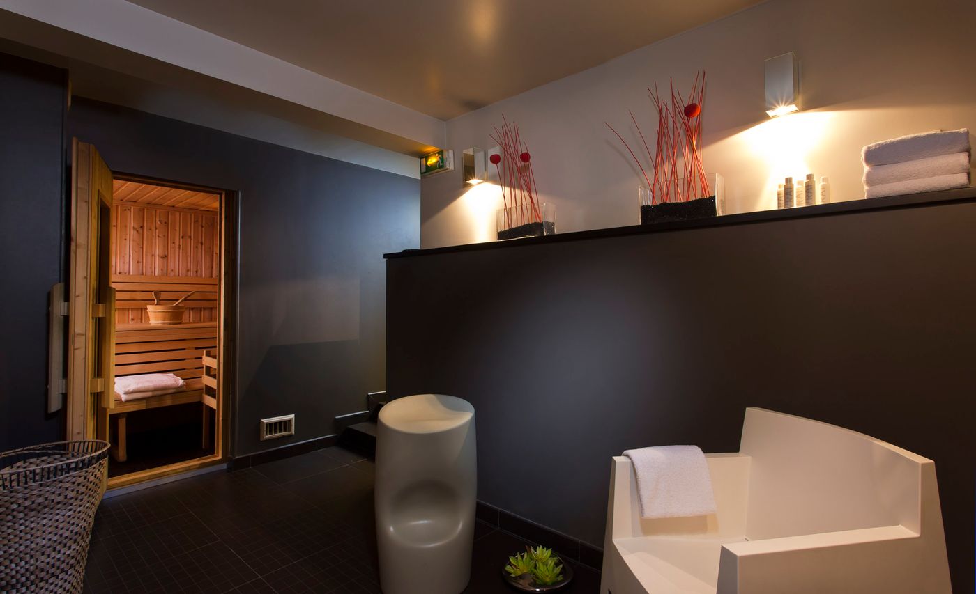 Hotel-Duo-Sports-and-Entertainment-15