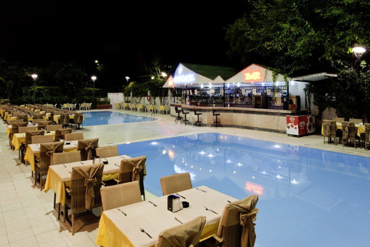 Sealine-Hotel-Pool-17