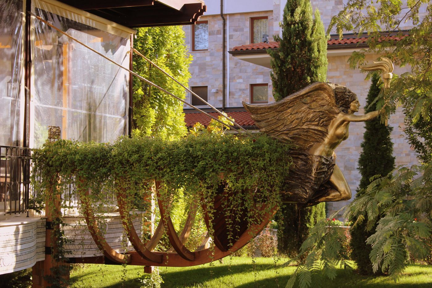 Royal-Palace-Helena-Park-Terrace-14