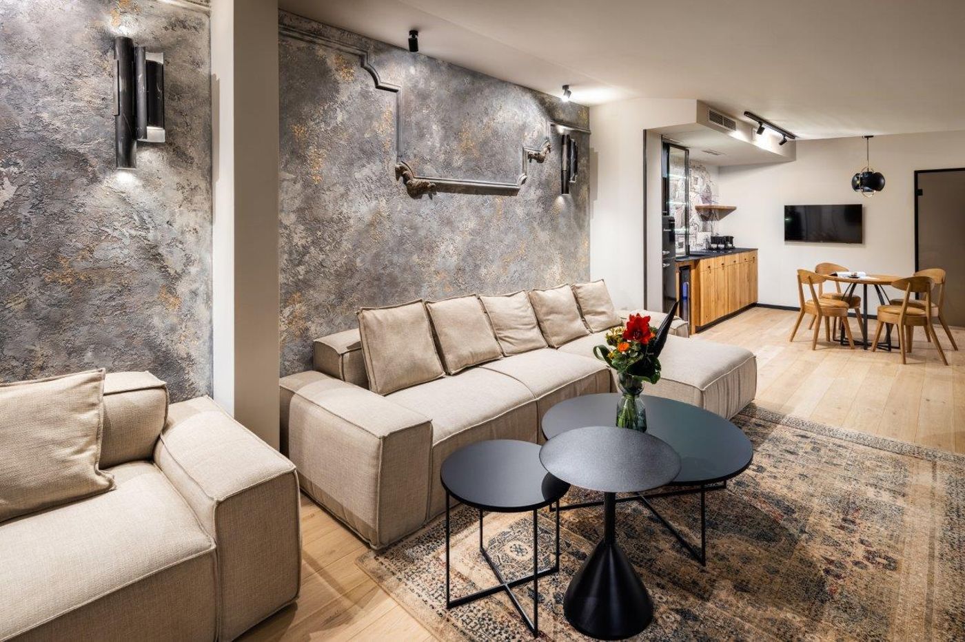 Nomadic-Urban-Premium-Suites-Room-12