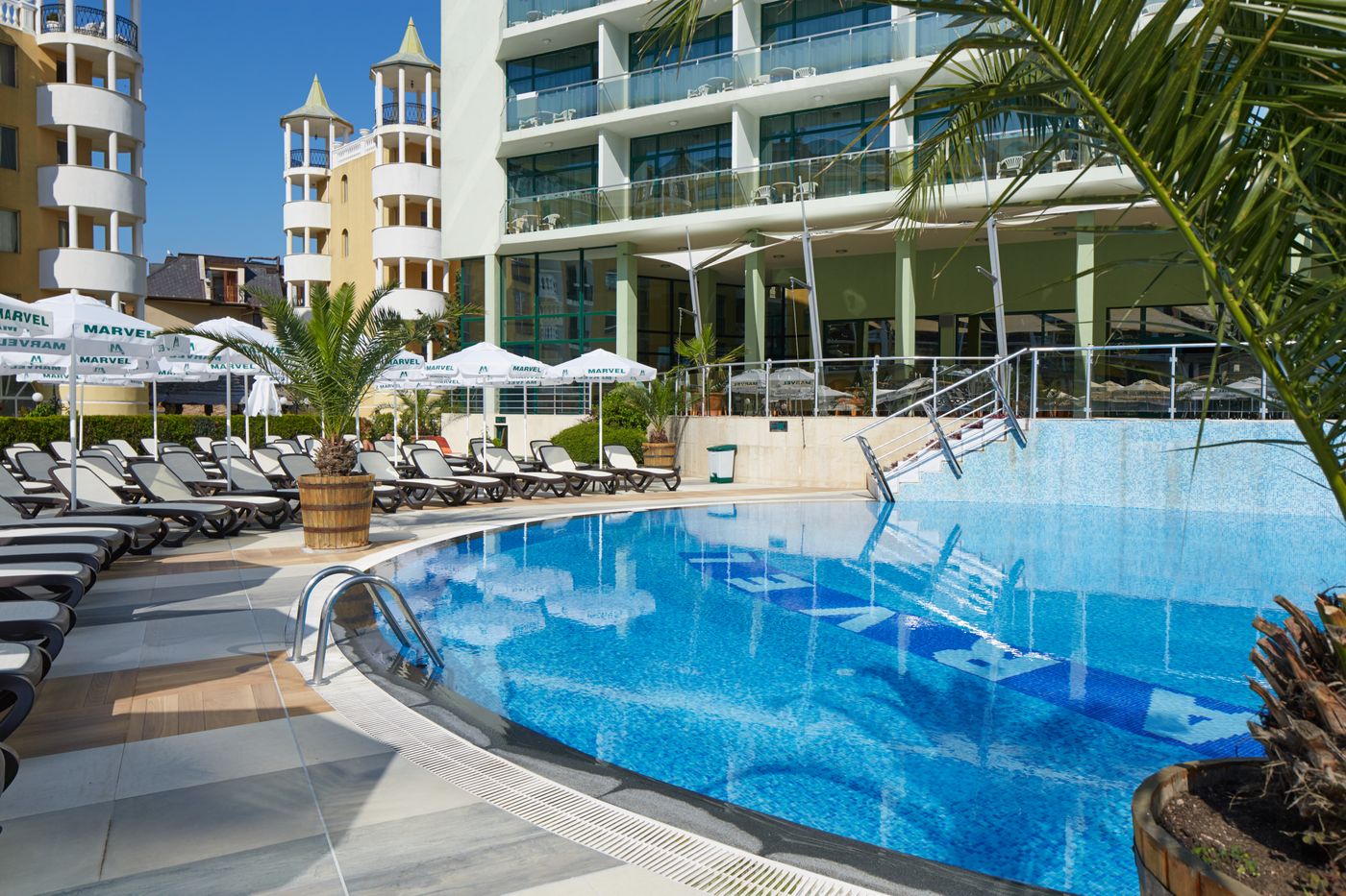Marvel-Pool-1