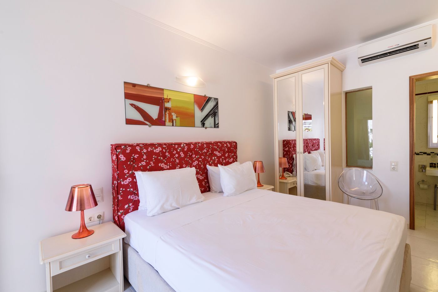  La Mer Deluxe Hotel & Spa Rooms