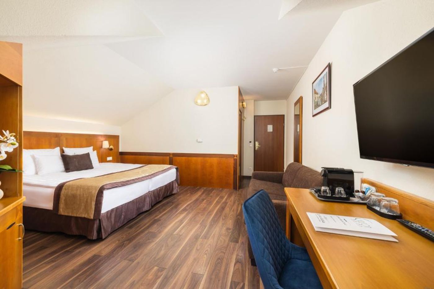 Carlton-Hotel-Buda-Castle-Room-30