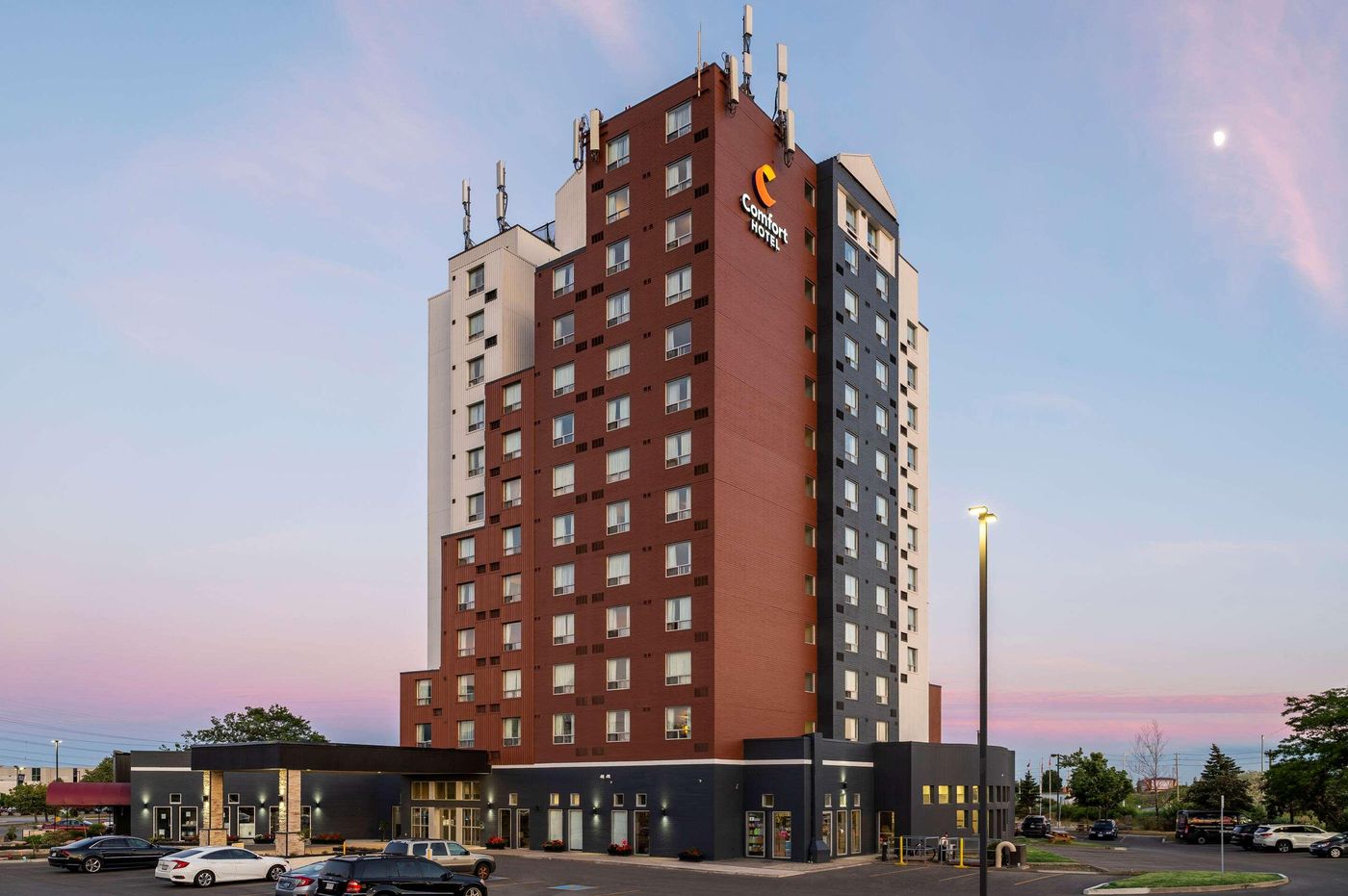 Comfort Hotel Airport North-Canada-TORONTO-General view-4