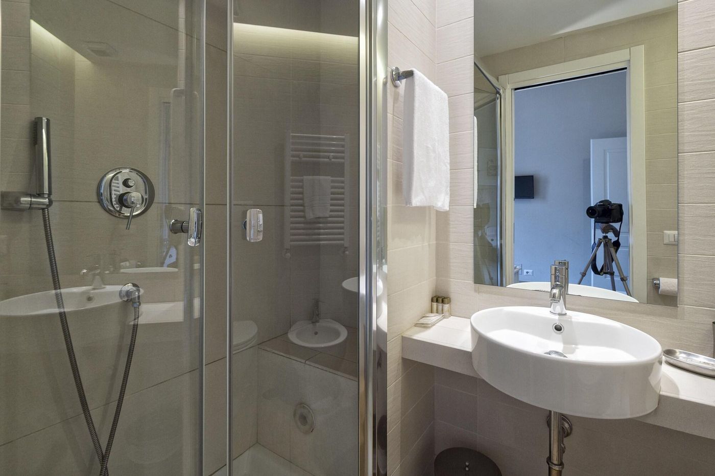 Little-Queen-Suite-Room-62