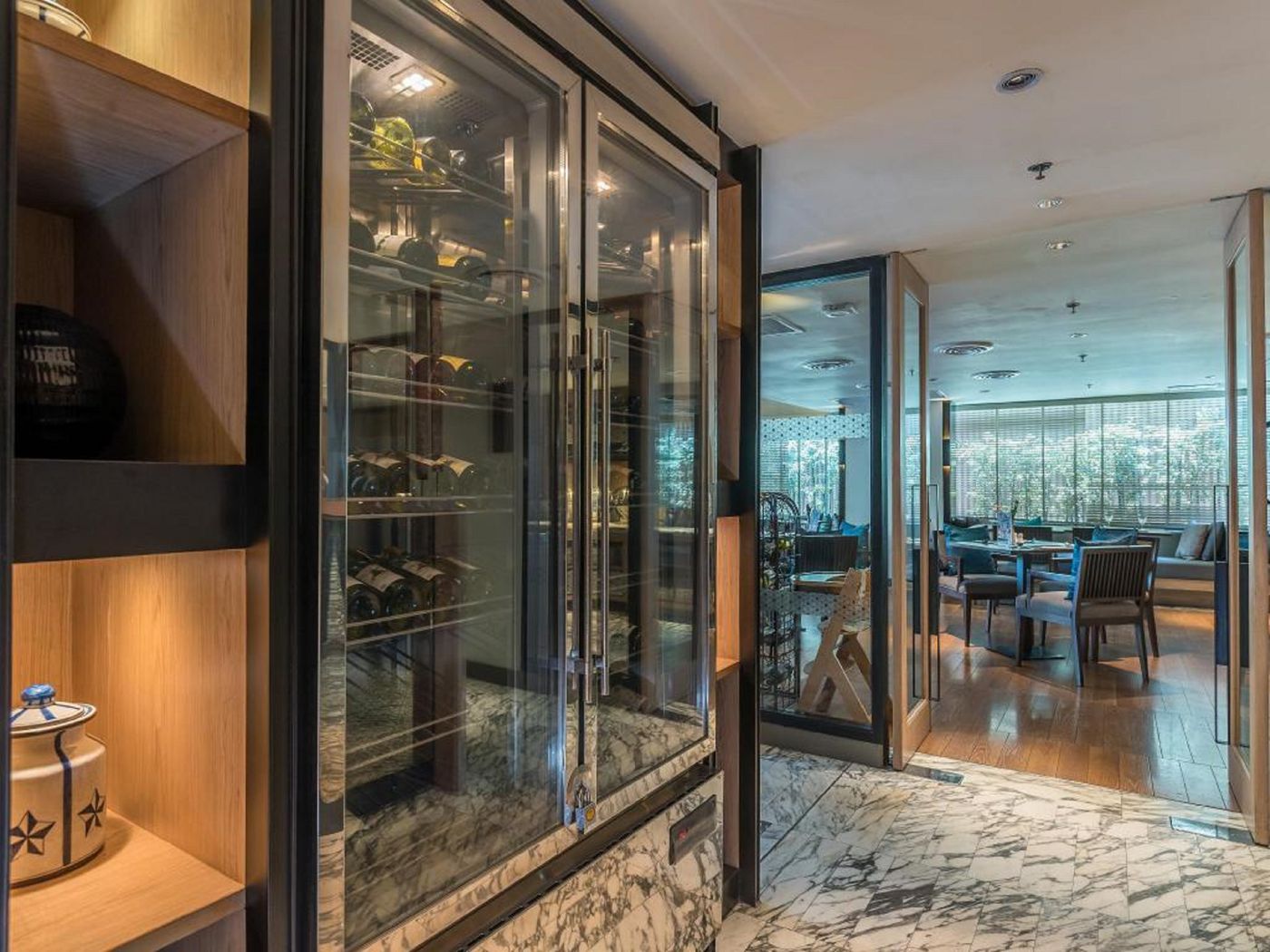 Arcadia-Suites-Bangkok-Restaurant-18