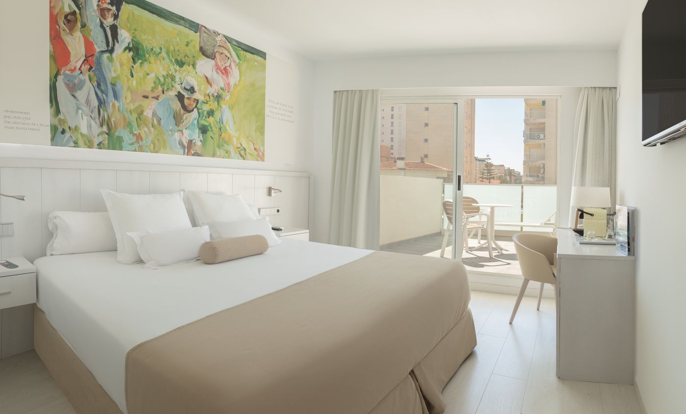 Magic-Aqua-Villa-Luz-Room-13