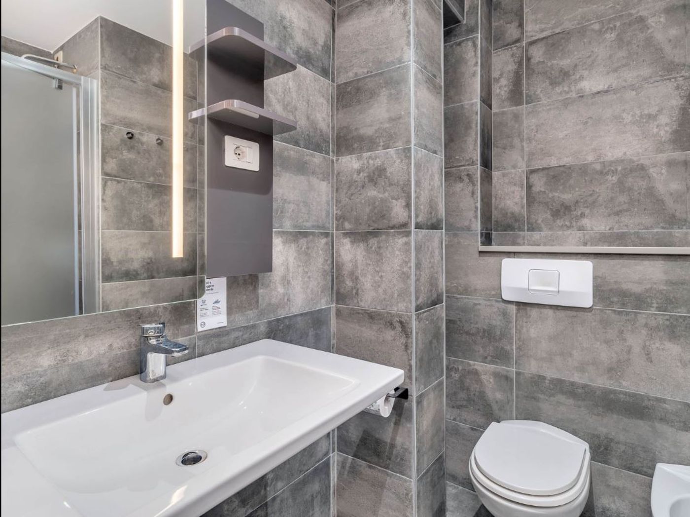 B-B-Hotel-Milano-Ornato-Room-33