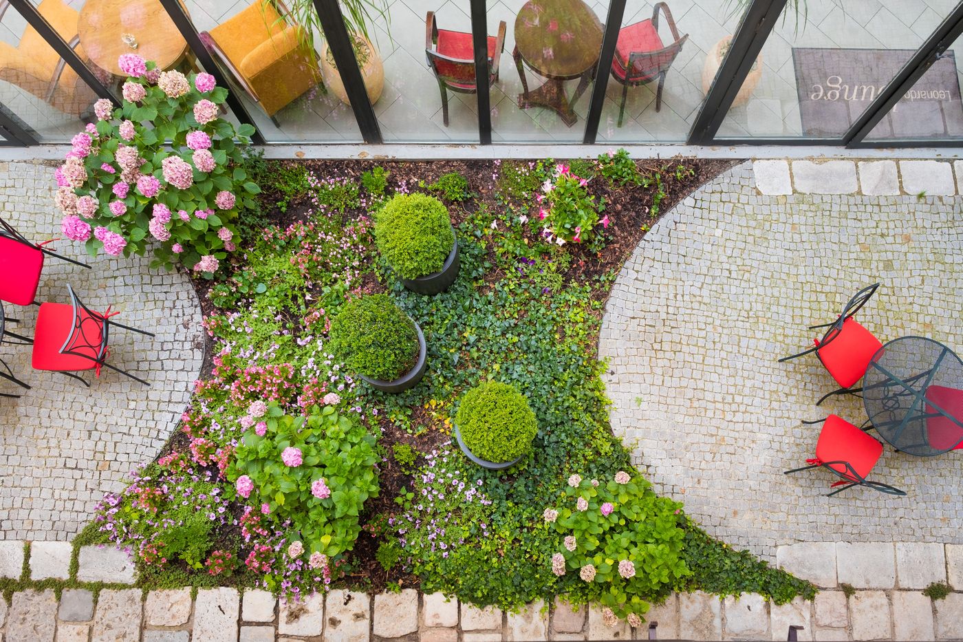 Hotel-BOOKQUET-Terrace-4