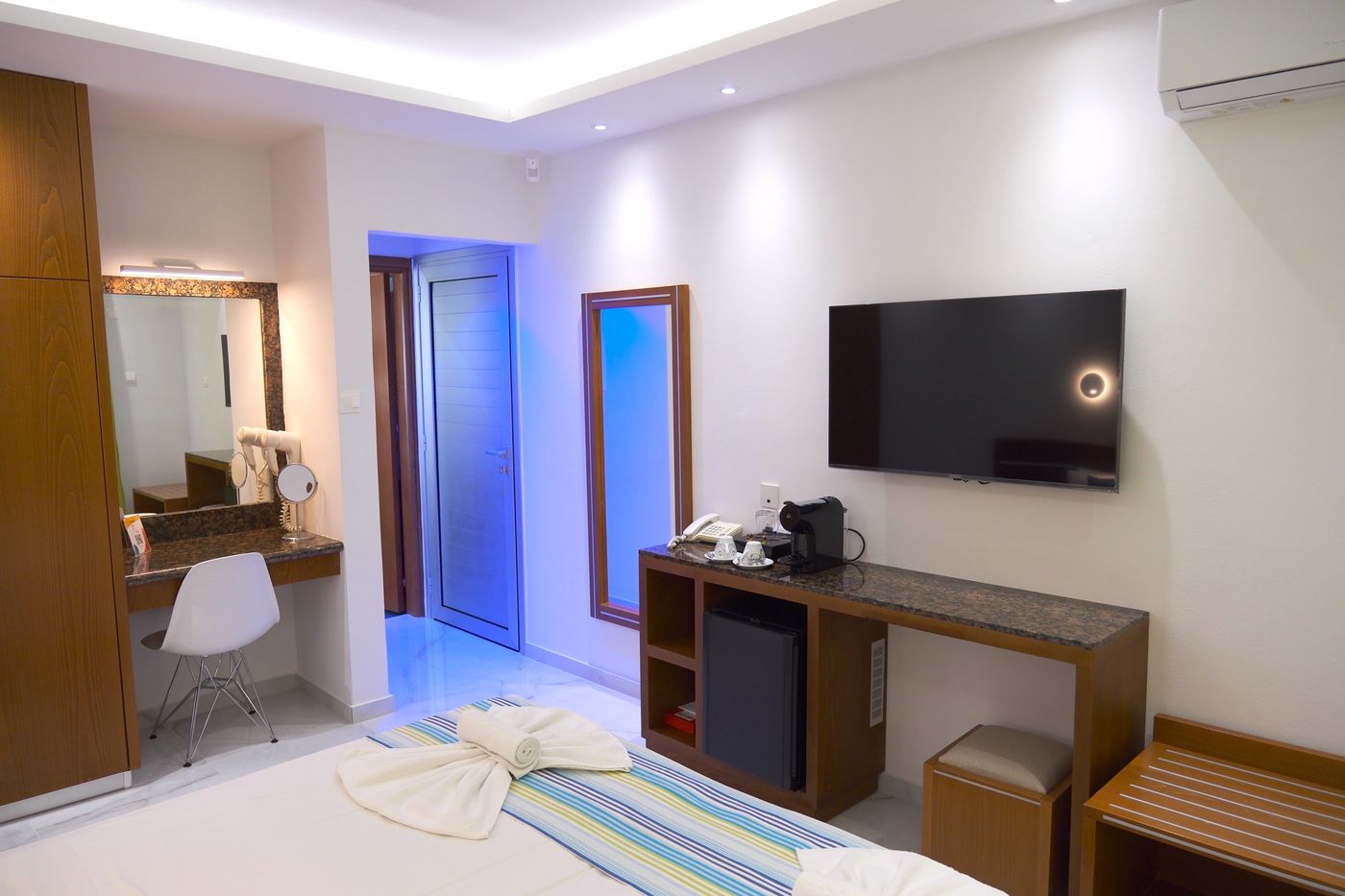 Loutsiana-Hotel-Apartments-Room-29