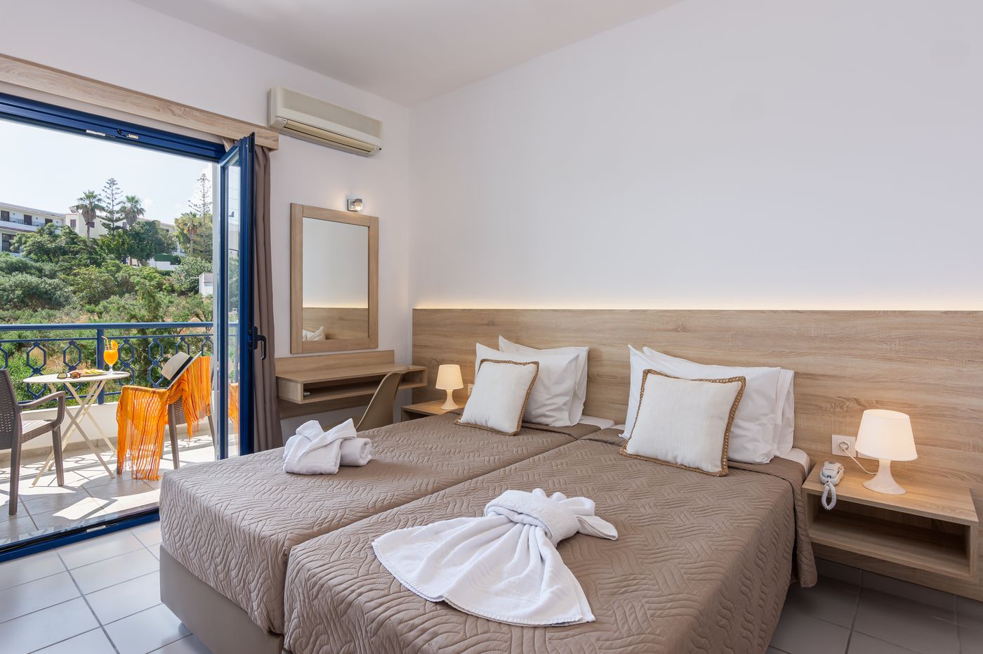 Sunshine Seaside Wing