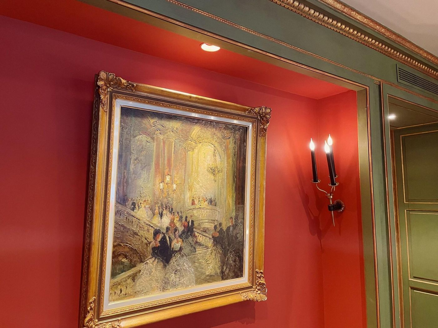 Hotel-Du-Vieux-Marais-Lobby-17