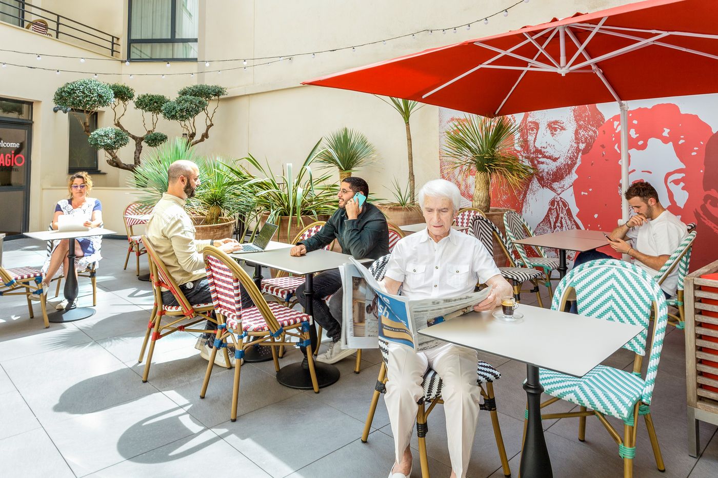 Aparthotel Adagio Montpellier Centre Comedie - France - Montpellier - General view - 4