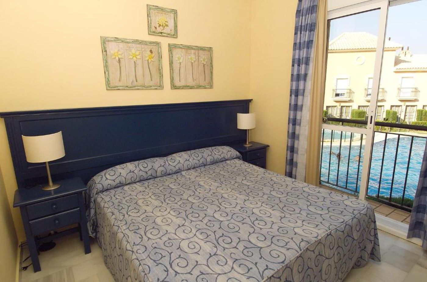 Interpas-Golf-Playa-Country-Club-Room-12