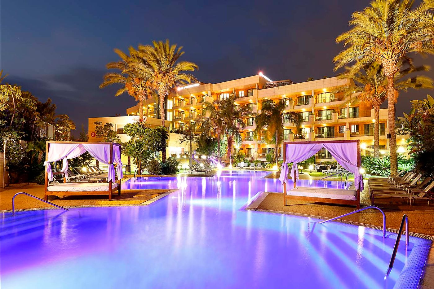 Exe-Estepona-Thalasso---Spa---Adults-Only-Pool-9