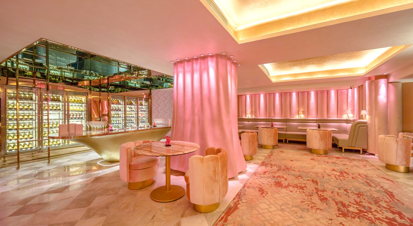 Lebua-at-State-Tower-Bar-21