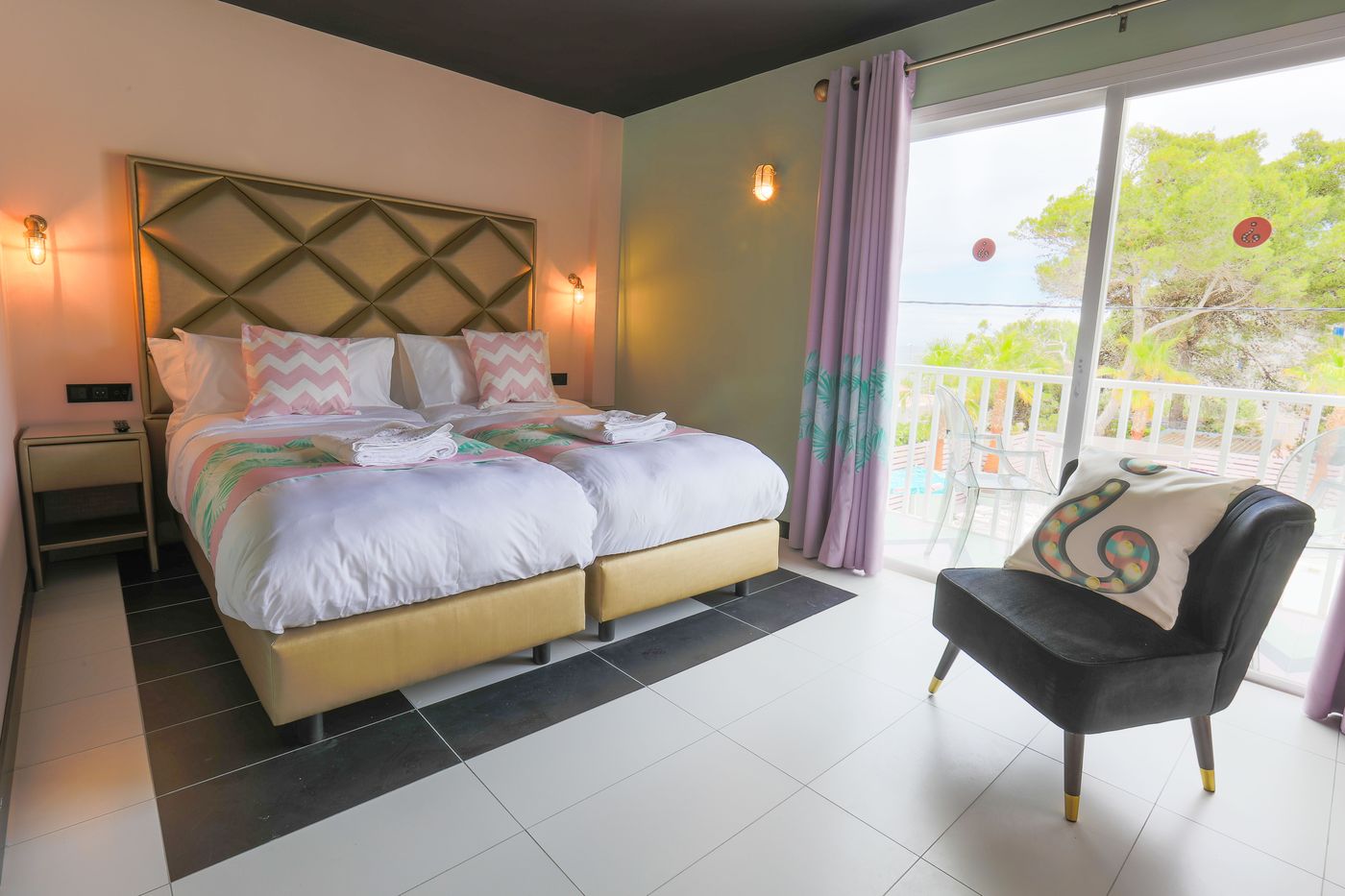 ¿-Wi-Ki-Woo Boutique Hotel & Apartments - Adults Only