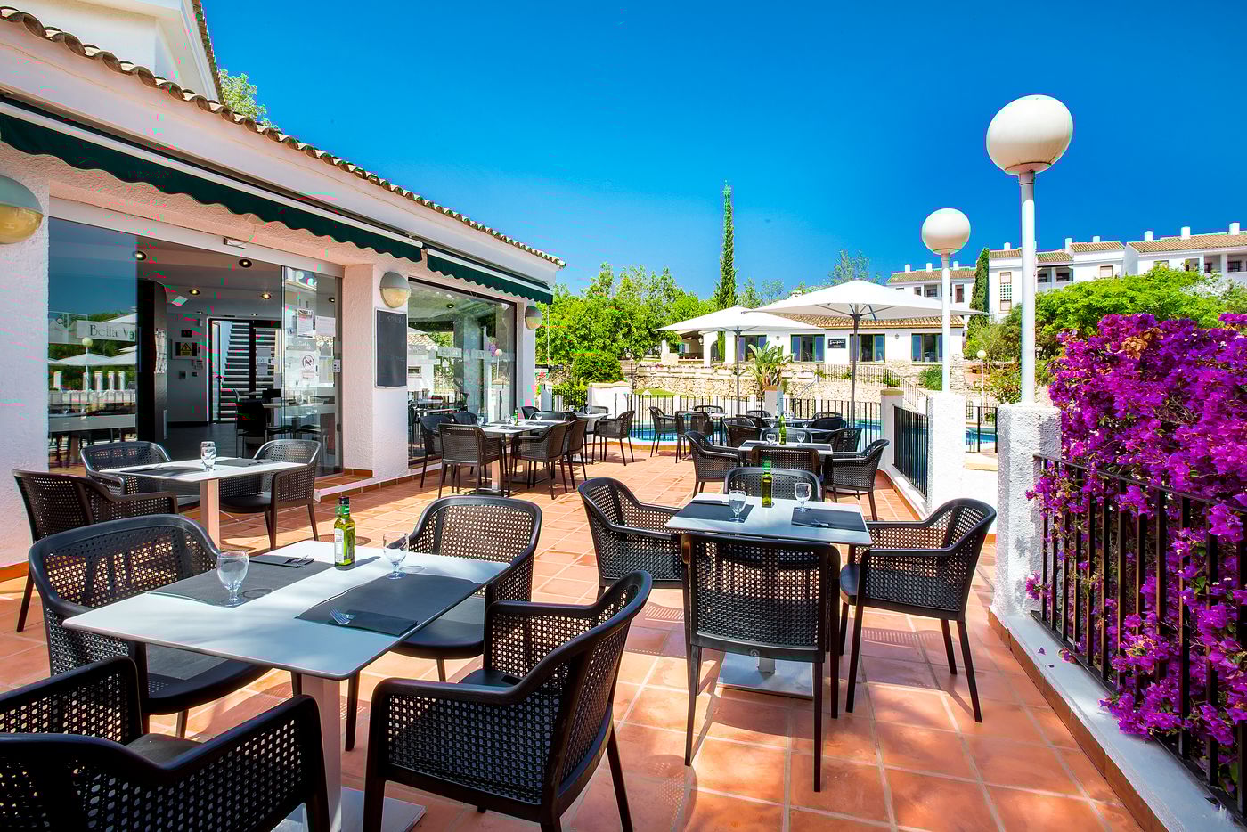 Bellavista-Residential-Bar-13