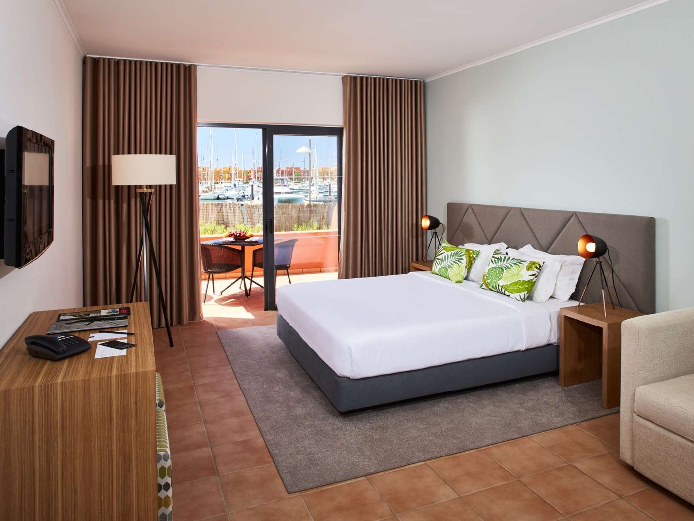 NH-Marina-Portimao-Resort-Room-21