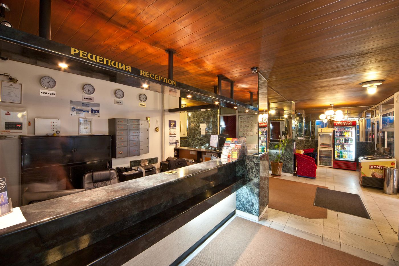 Slavyanska Beseda-Bulgaria-SOFIA-Lobby-5