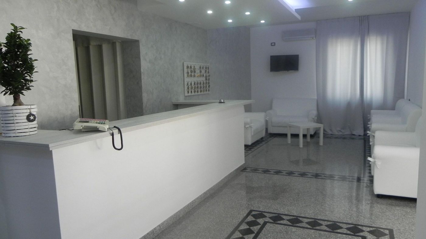 Hotel-Mare-Blu-Lobby-9