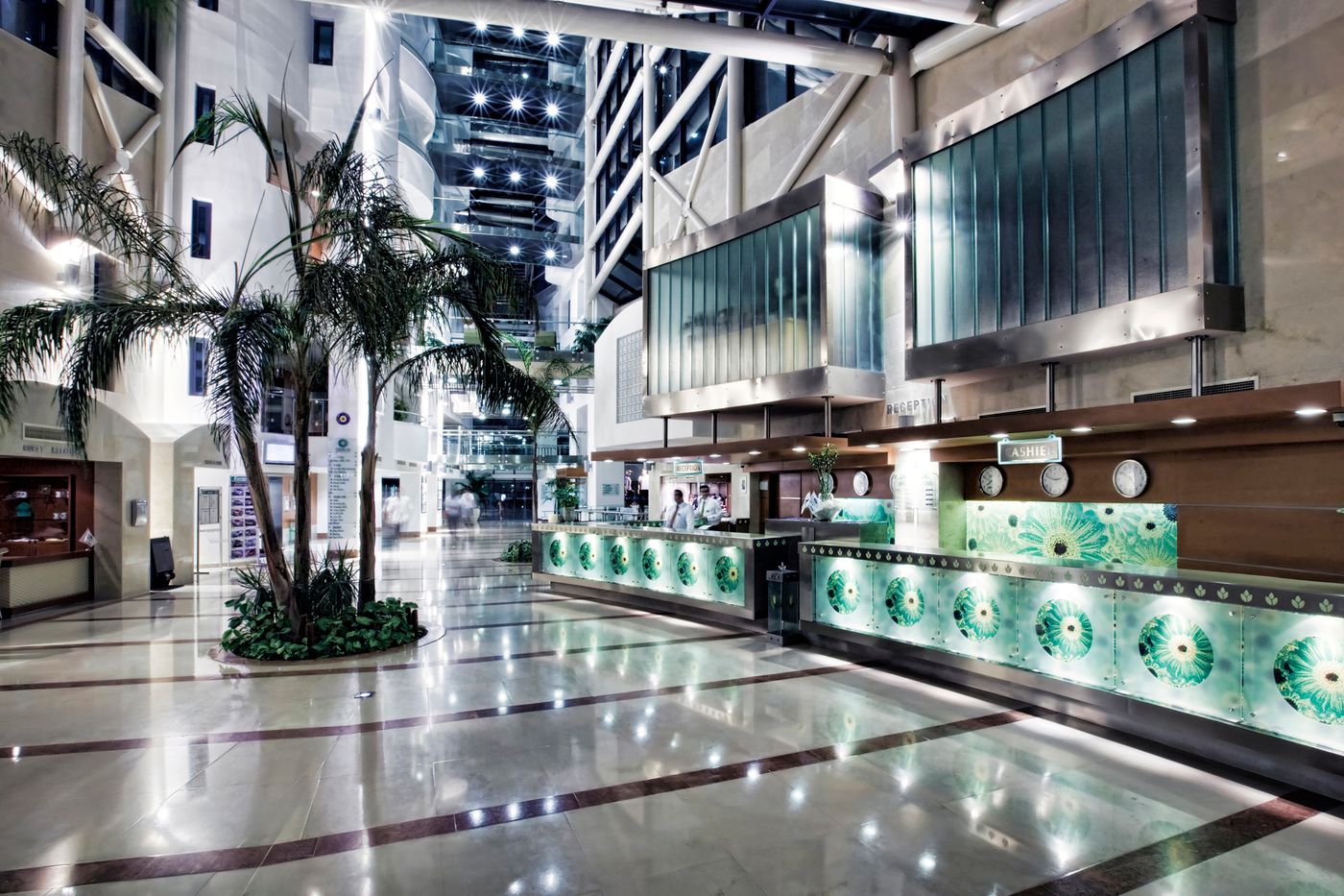 Paloma-Sensia-Lobby-47