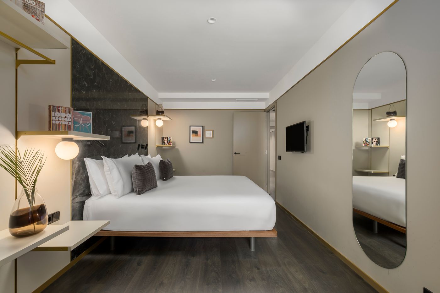 Be Mate Paseo de Gracia-Spain-BARCELONA-Room-10