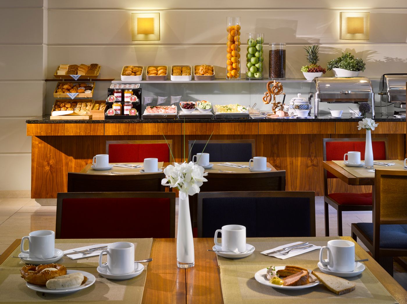 K-K-Hotel-am-Harras-Restaurant-38