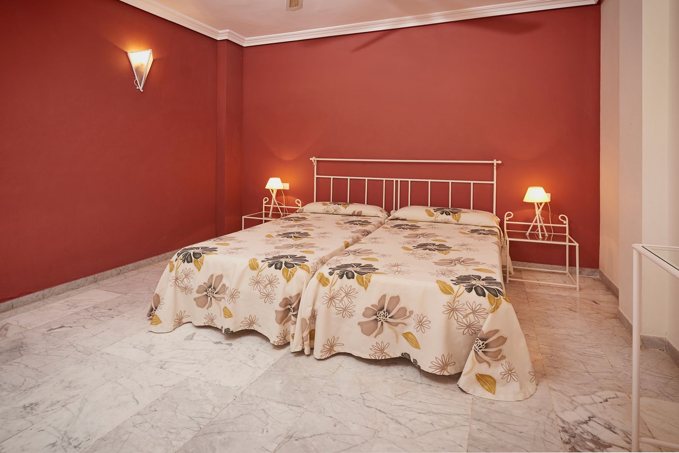 Flamingo-Beach-Mate-Room-34