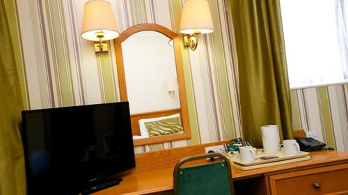 Fairways Lodge & Leisure Club-United Kingdom-MANCHESTER -Room-10