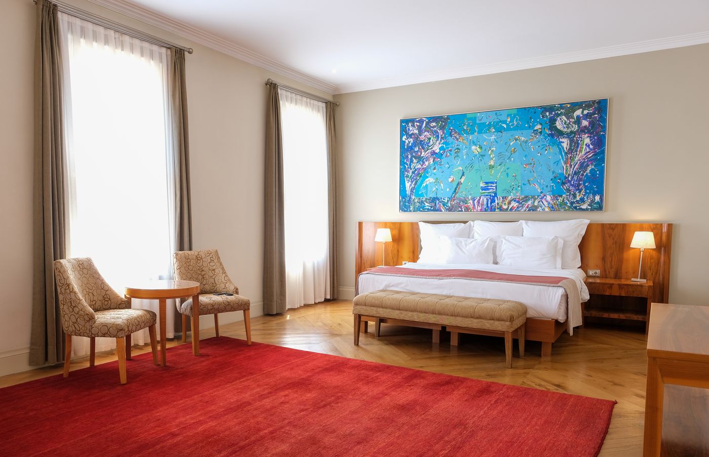 Tomtom-Suites-Room-14