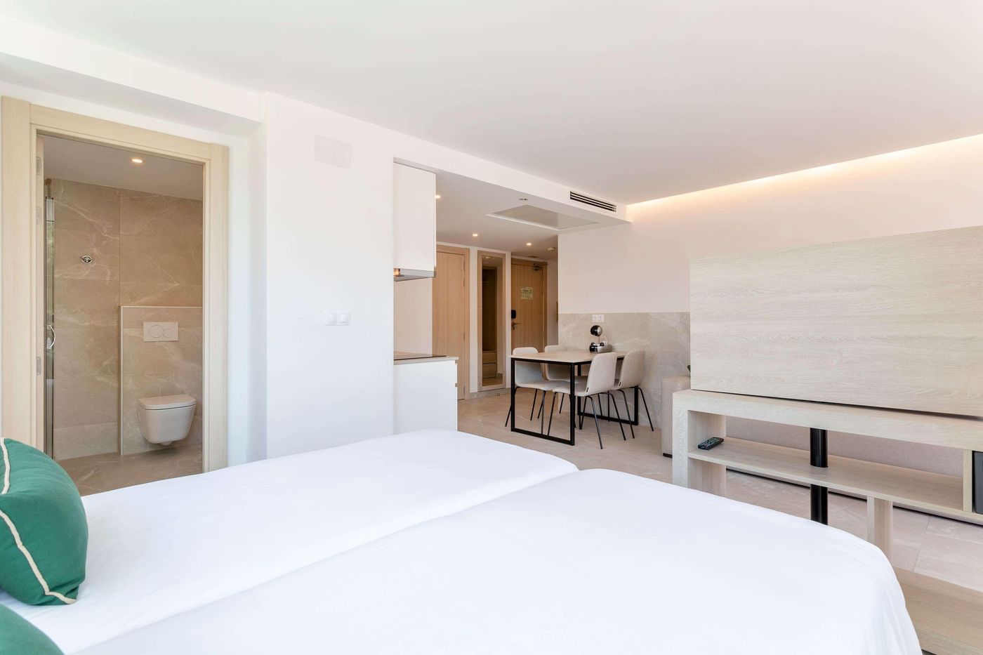 Apartamentos-Halley-Affiliated-By-Melia-Room-16