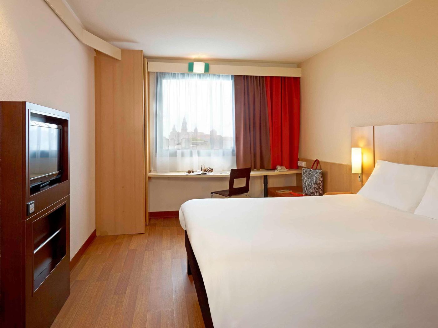 ibis-Krakow-Centrum-Room-43