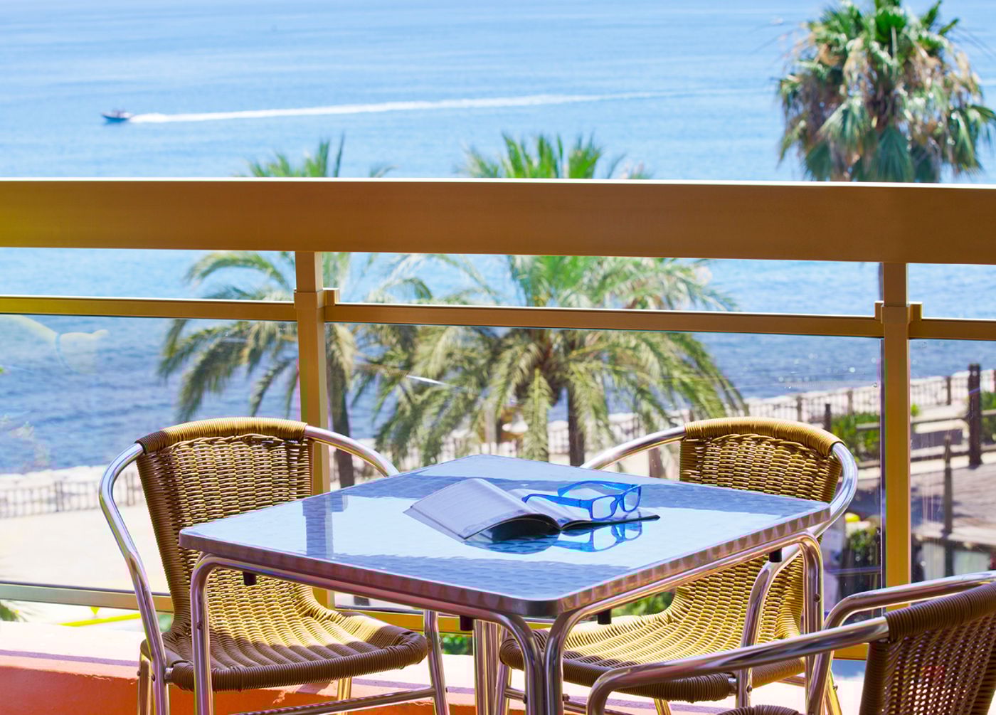 Sunset-Beach-Club-Room-59