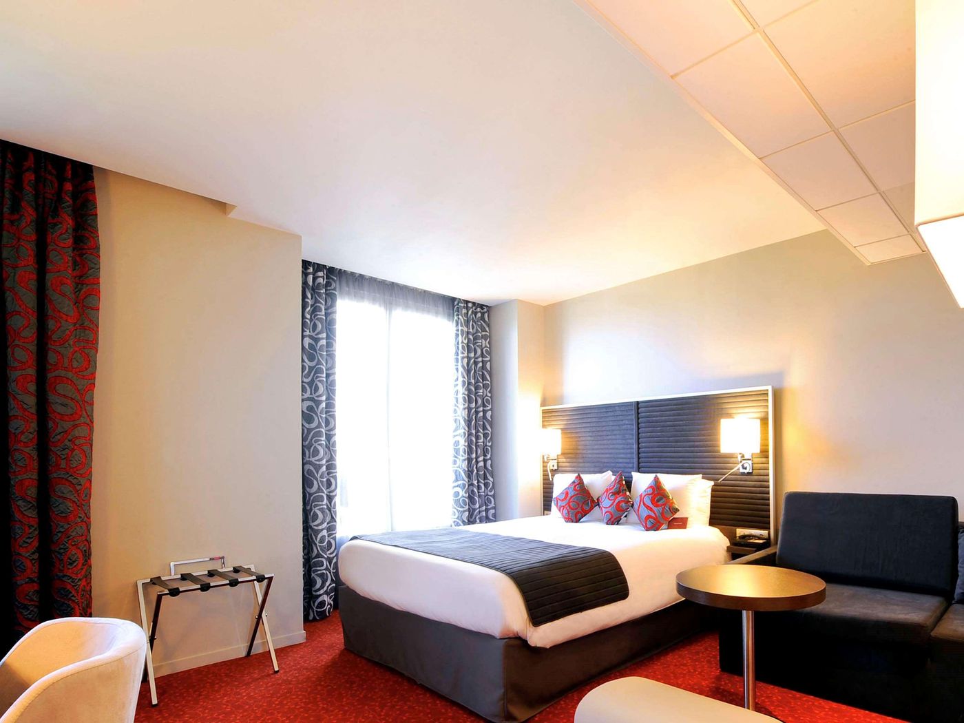 Hotel-Mercure-Paris-Tour-Eiffel-Pont-Mirabeau-General-view-36