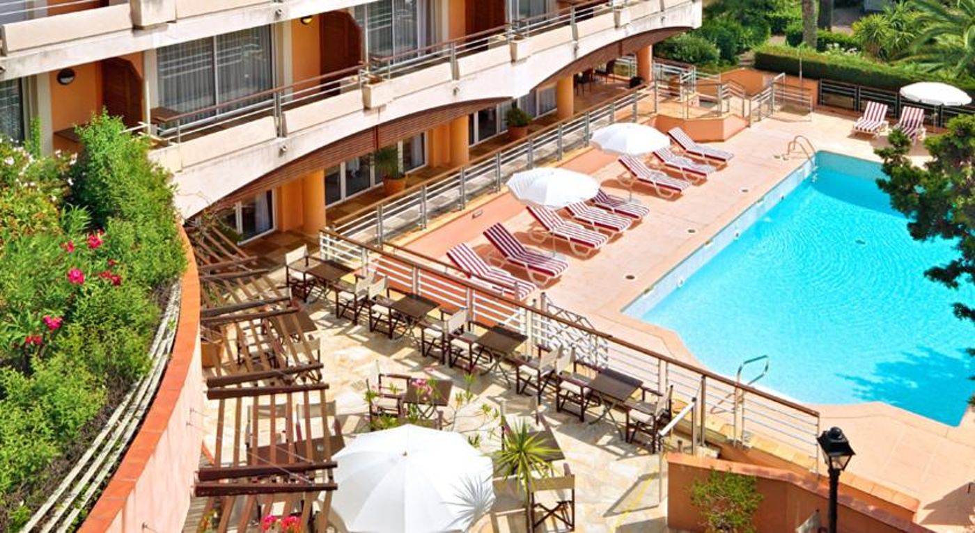 Park and Suites Elegance le Cannet