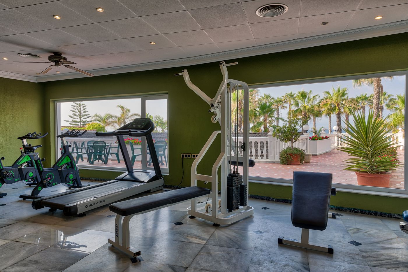 Marbella-Playa-Sports-and-Entertainment-45