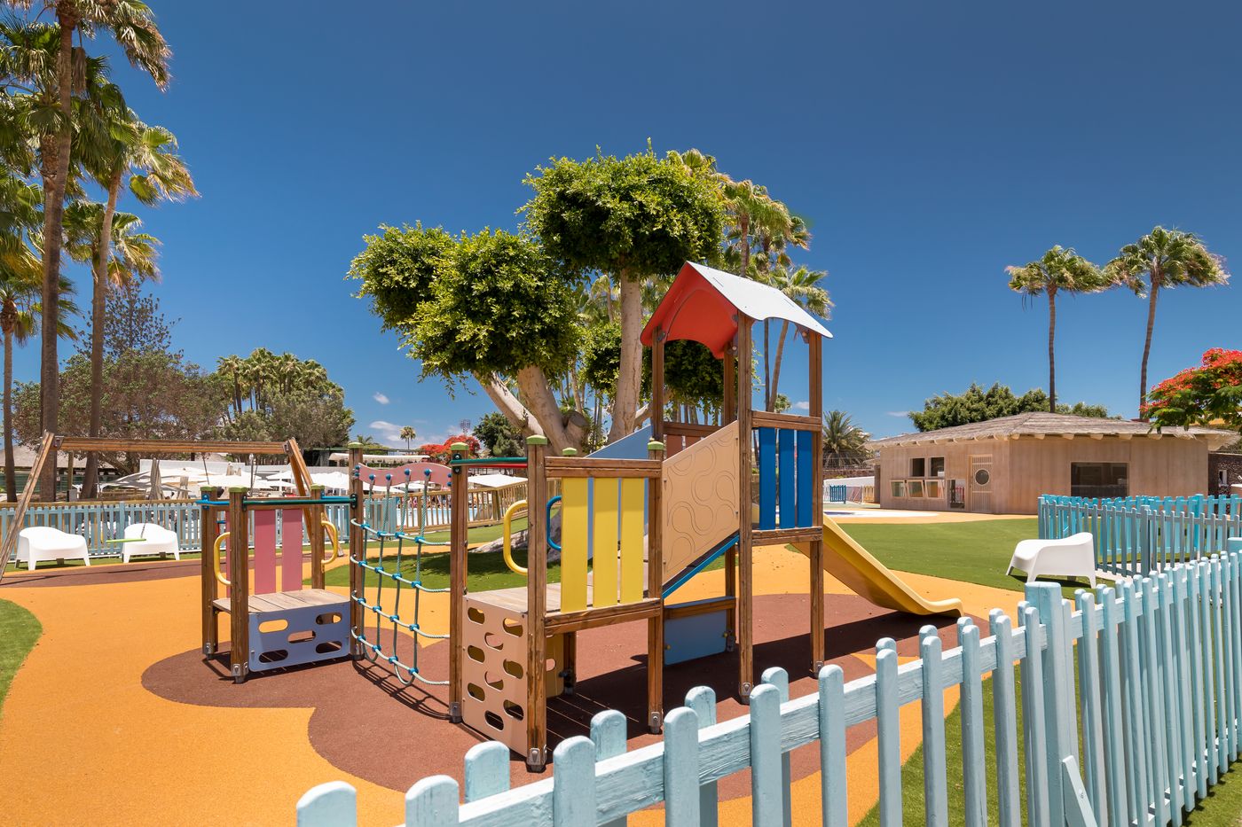 Barcelo-Margaritas-Sports-and-Entertainment-34